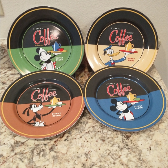 4 Mickey’s Coffee Disney Blend Really Swell Plates All-Method Grind Mouse Plates - Picture 3 of 15